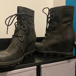 Sorel Joan of Arctic II wedge boot